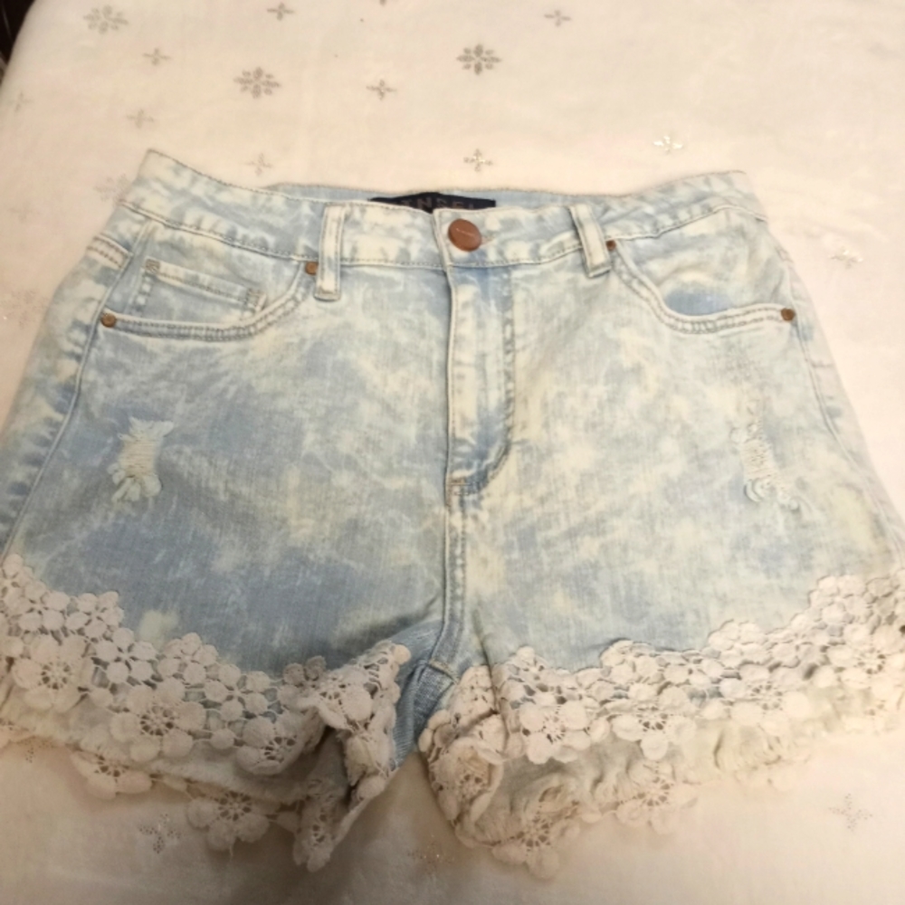 Distressed Shorts by Tinsel